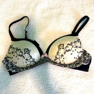 Victoria’s Secret bra